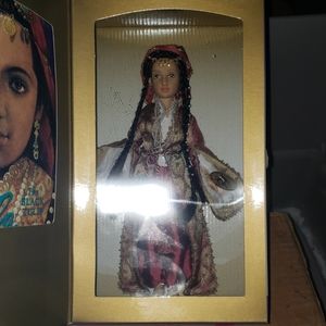 NIB Girls of Many Lands Seyla